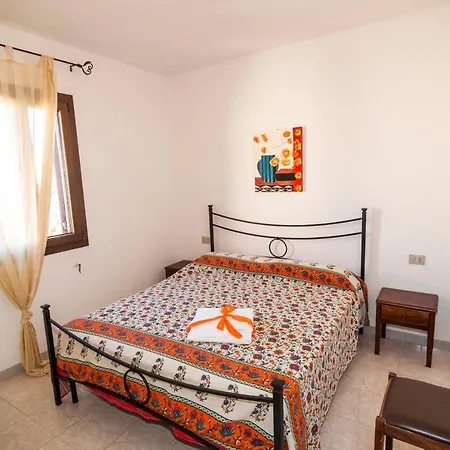 Apartman Lu Soli Case Vacanza 850m Spiaggia