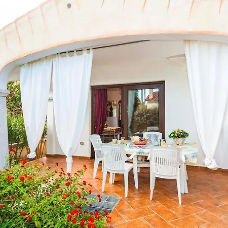 Apartman Lu Soli Case Vacanza 850m Spiaggia
